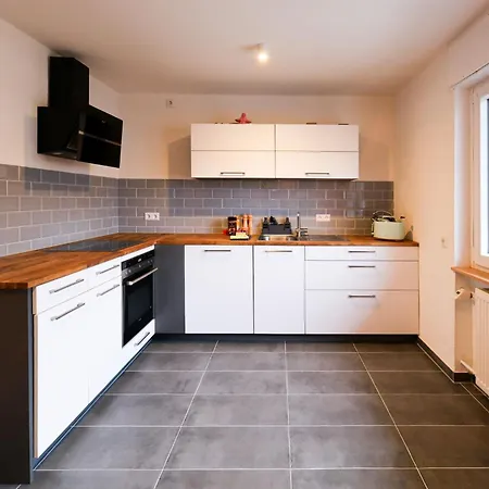 Modernes Mit 3 Schlafzimmern Balkon Naehe Europapark