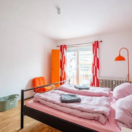 Modernes Mit 3 Schlafzimmern Balkon Naehe Europapark شقة *